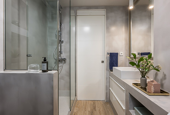 BATHROOMS Antonia Merce VI