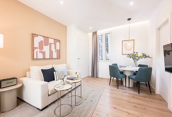 LIVING ROOM Lope de Rueda I
