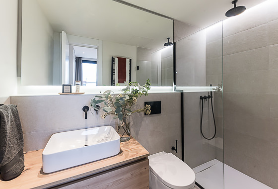 BATHROOMS Colomer XXXVIII