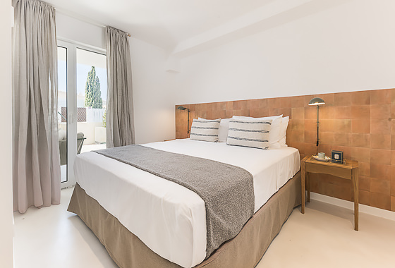 BEDROOMS Vista Alegre Suites II