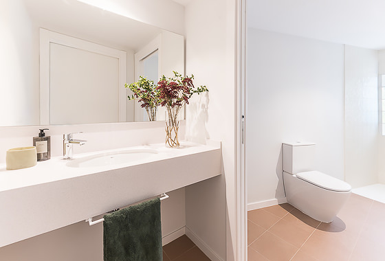 BATHROOMS Oasis Rambla XVIII