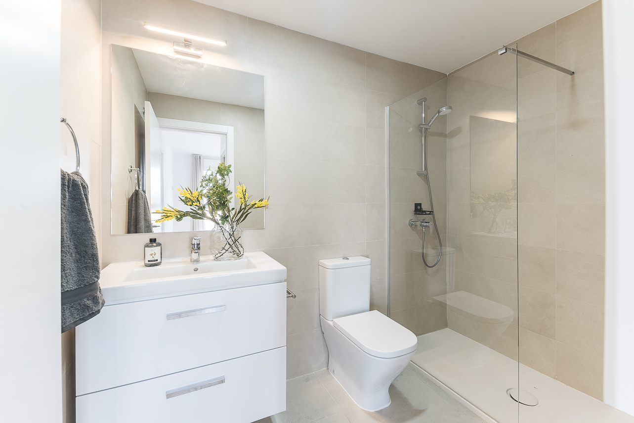 BATHROOMS Torre Martiricos V