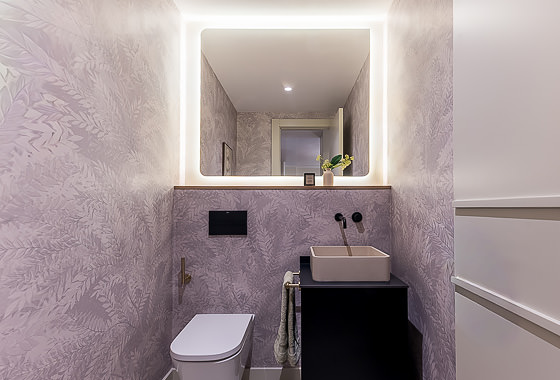 BATHROOMS Doctor Castelo L