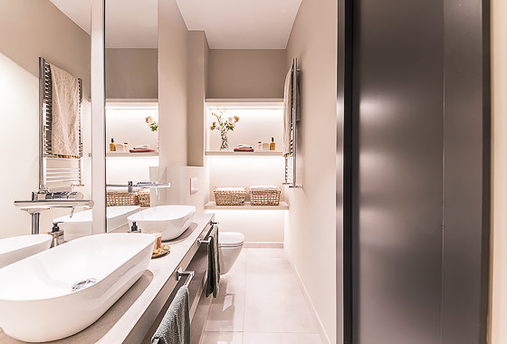 BATHROOMS Padilla IX