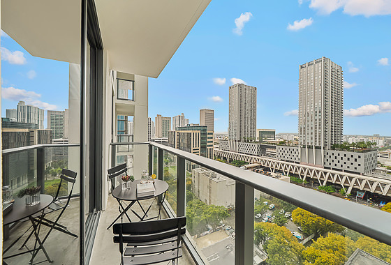 TERRACE The Crosby ID0039