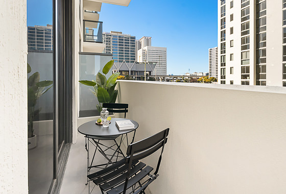 TERRACE The Crosby ID0041