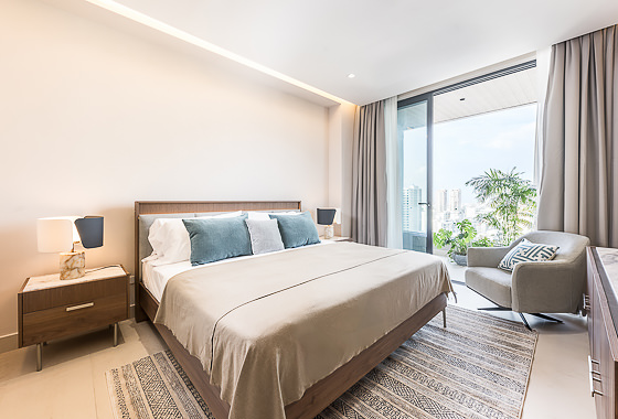 BEDROOMS One Bedroom Residence - Skyline View - Upper Floor