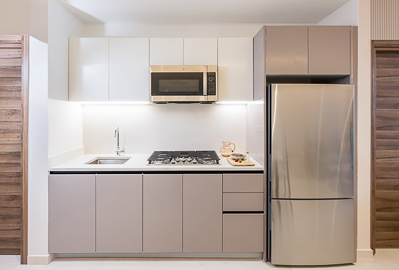 KITCHEN One Bedroom Residence - Skyline View - Upper Floor