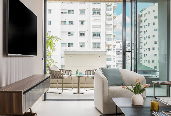 TERRACE One Bedroom Residence - Skyline View