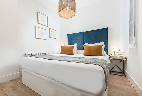 BEDROOMS Doctor Castelo LXIV