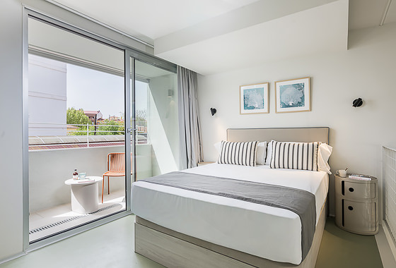BEDROOMS María Zayas XIX