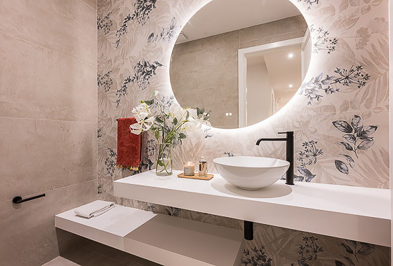 BATHROOMS Plaza de Oriente I