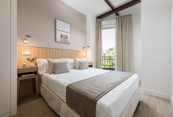 BEDROOMS Lopez de Hoyos IV