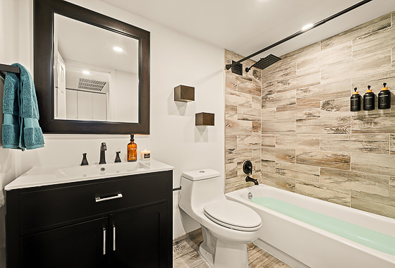 BATHROOMS Marco Polo Beach Resort ID0044